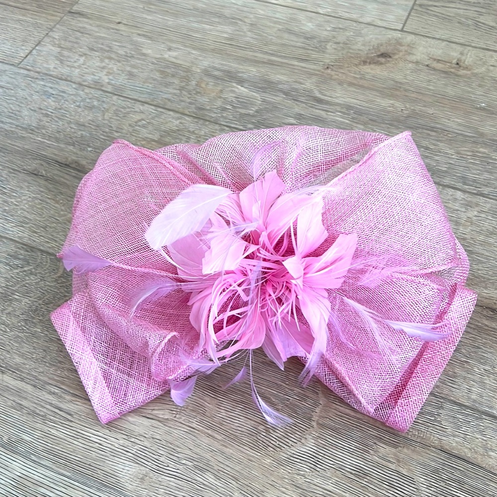 Kentucky Derby Fascinator - Picture 4 of 5